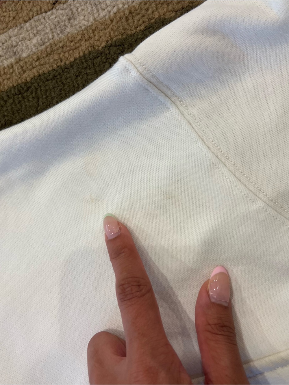 KITH x New York Knicks Hunter III Panelled Quarter Zip Sweater for Women - Picture 10 of 10